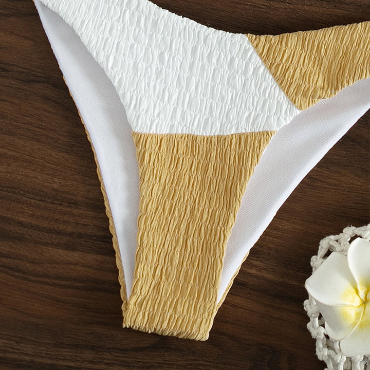 Damen Triangel-Bikini mit raffiniertem Rippdesign Echo Archiv