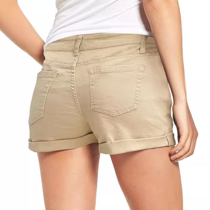 Damen Modische Destroyed Shorts aus Denim mit lässigem Schnitt und fransigen Details Echo Archiv