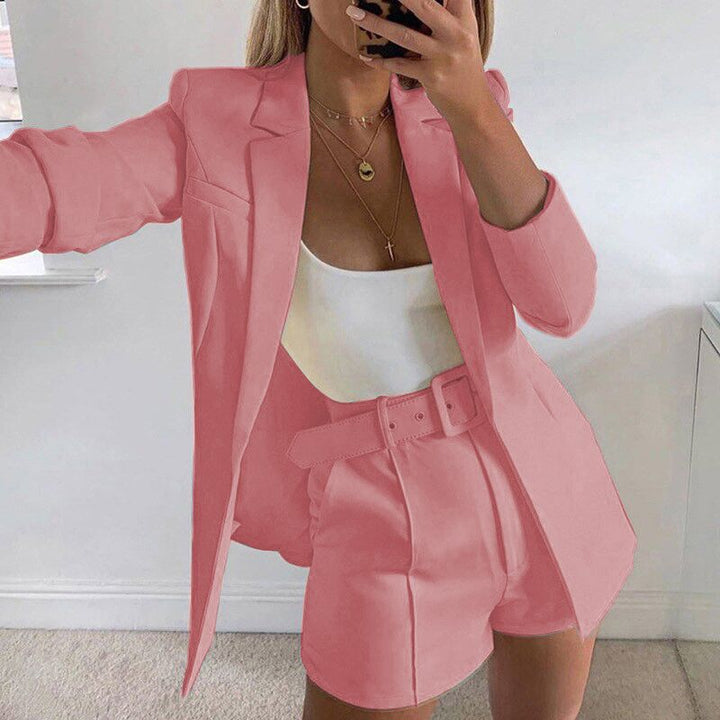 Damen Taillierter Longline-Blazer mit hochtaillierten Gürtelshorts-Set Echo Archiv