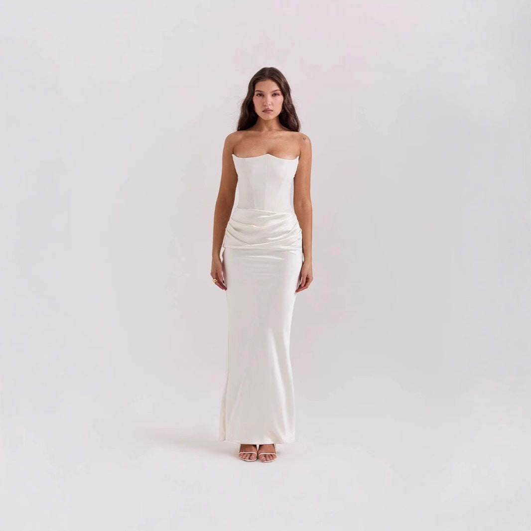 Damen Figurumspielendes Maxikleid mit raffinierter Raffung Echo Archiv