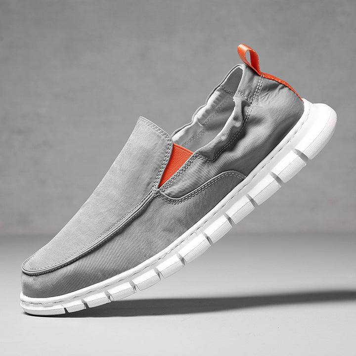 Herren Slipper-Sneaker im Mokassin-Stil mit elastischem Einstieg und segmentierter Komfortsohle Echoarchiv