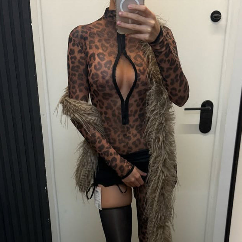 Damen Modischer Bodysuit mit tiefem V-Ausschnitt und Leopardenmuster Echo Archiv