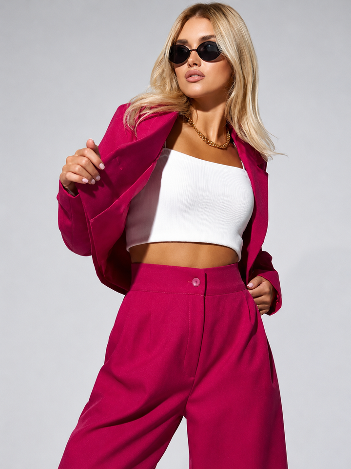 Echoarchiv Cropped Jacke & Tapered Pants Outfit Set für Frauen