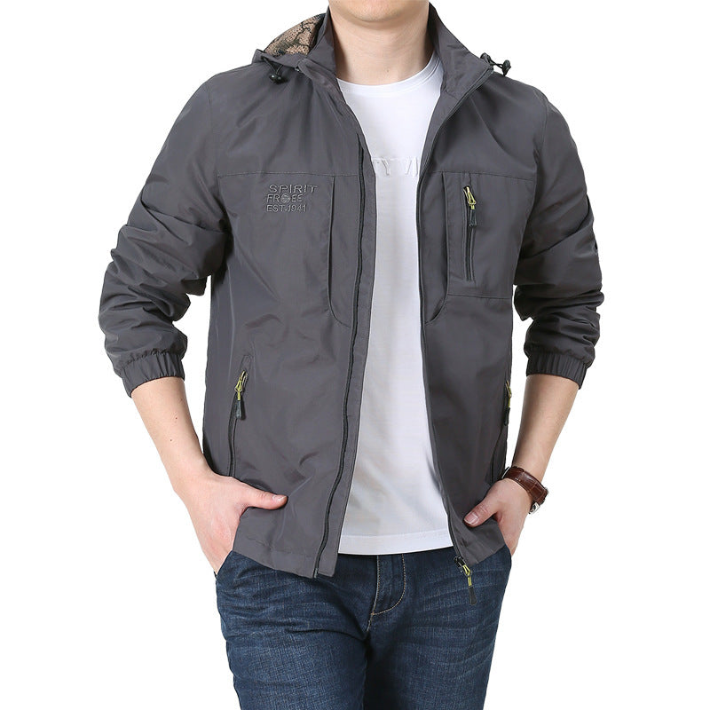 Herren Windabweisende Microfaser-Utilityjacke mit Kapuze und Mehrfach-Reißverschlusstaschen Echo Archiv