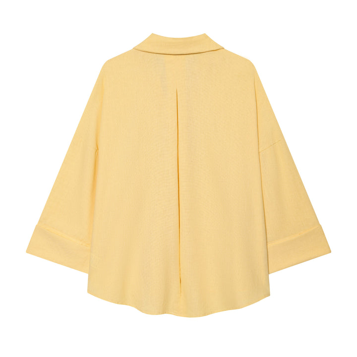 Damen Oversized Leinenbluse mit Kimonoärmeln und durchgehender Knopfleiste Echo Archiv
