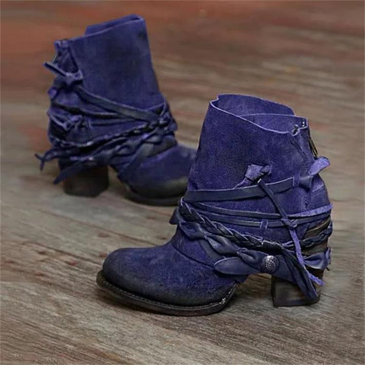 Damen Vintage Western-Ankleboots aus Velourslederoptik mit geflochtenen Zierriemen und niedrigem Blockabsatz Echo Archiv