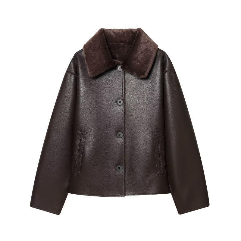 Damen Kurze Wende‑Lammfelljacke mit vollem Umlegekragen und warmer Teddyfütterung Echo Archiv