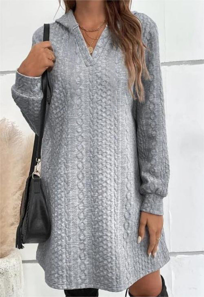 Damen Lässiges Strukturiertes Kapuzen‑Strickkleid im Tunika‑Schnitt Echoarchiv