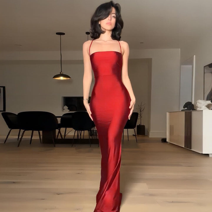 Damen elegantes Bodycon Maxikleid mit schulterfreiem Design und feinen Trägern Echo Archiv
