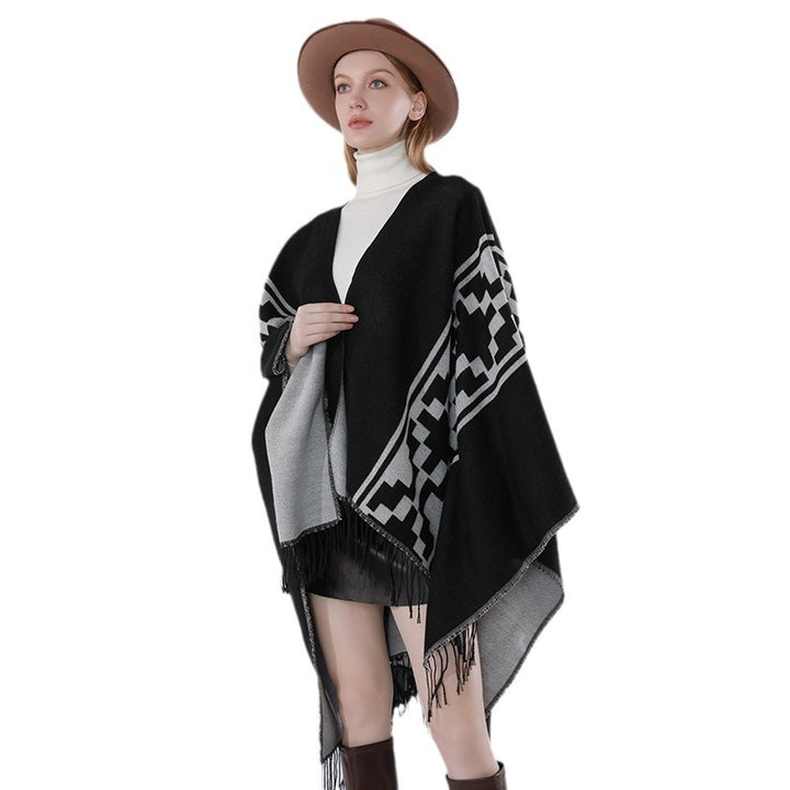 Damen Oversize-Cape mit geometrischem Jacquard, Fransensaum und Wendefunktion Echo Archiv