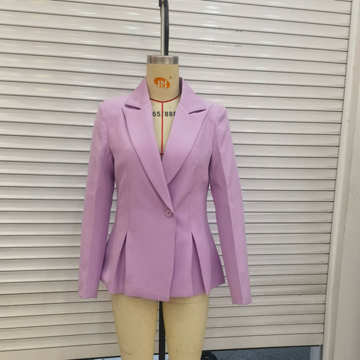 Damen nan taillierter Blazer mit Kellerfalten und Ein-Knopf-Verschluss Echo Archiv