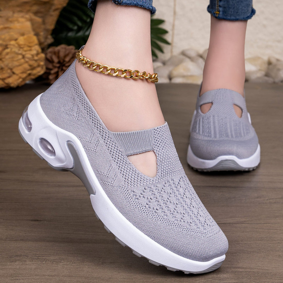 Damen Sportliche Slip-On Sneakers mit komfortabler Strobel-Konstruktion und atmungsaktivem Obermaterial Echo Archiv