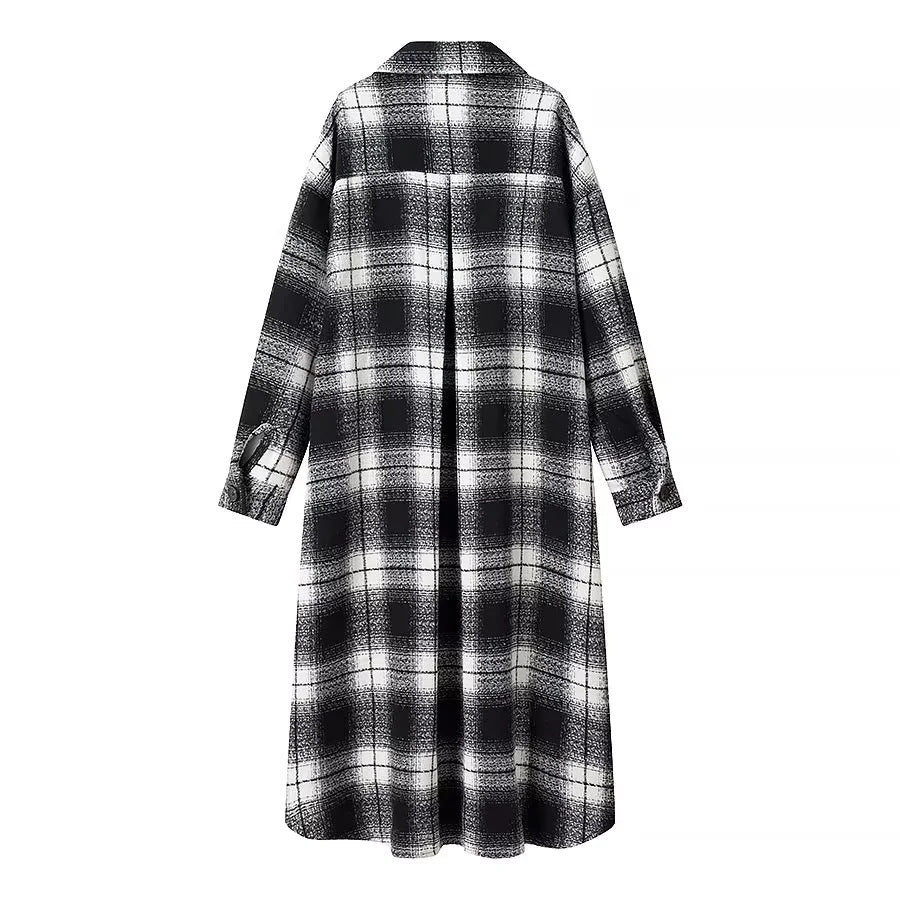 Damen langer karierter Shirtmantel mit Hemdkragen und aufgesetzten Brusttaschen – Célinea