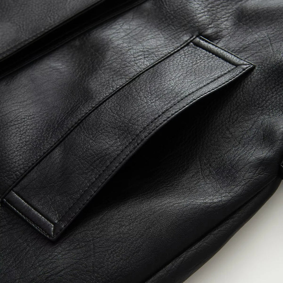 Damen taillierter Trenchcoat aus veganem Lederimitat mit weitem Revers und Bindegürtel – Montévia