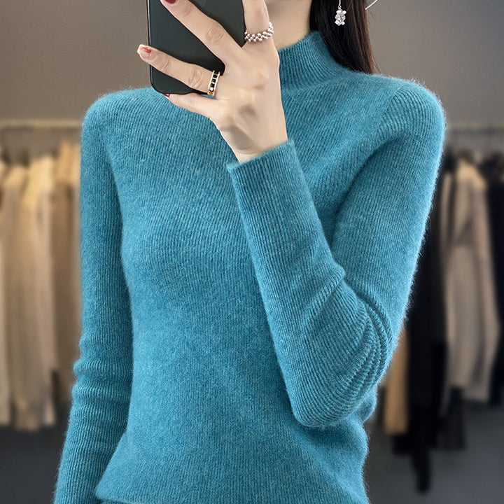 Damen Schlanker Feinstrick-Mockneckpullover aus feinem Angora‑Mix Echoarchiv
