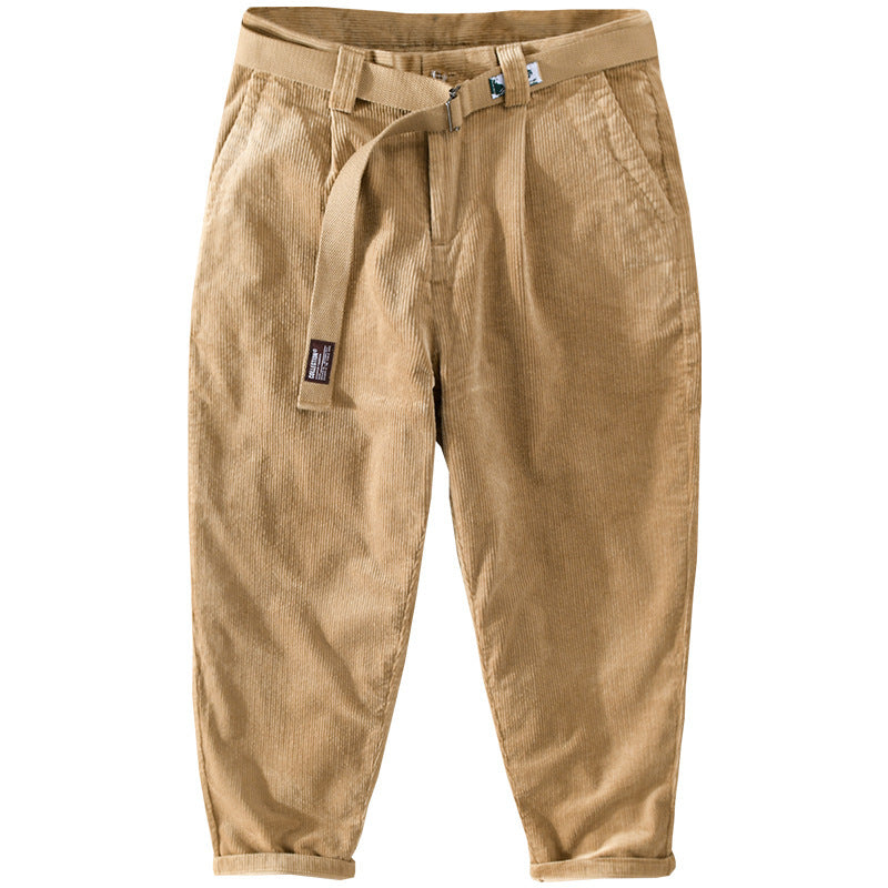 Herren Cordhose im Relaxed-Fit mit konischer Passform und Canvas-Gürtel Echoarchiv