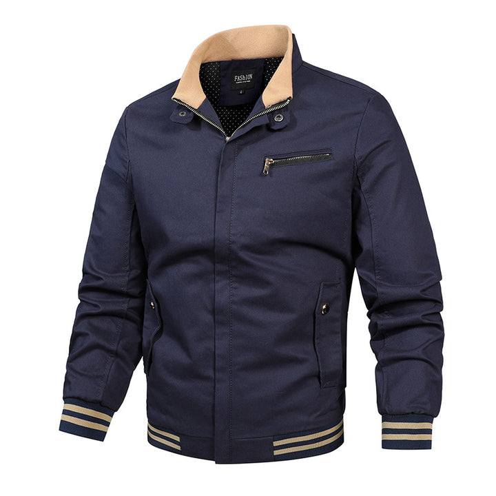 Herren nan moderne Canvas-Bomberjacke im Varsity-Stil mit gestreiften Rippbündchen und verdeckter Frontleiste Echo Archiv