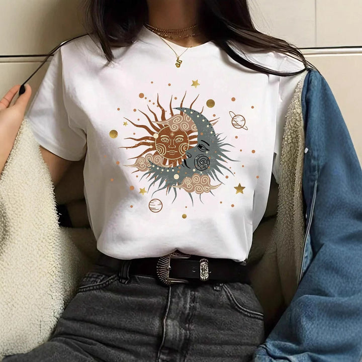 Damen T-Shirt mit kreativem Grafikdruck und luxuriösen Paillettenakzenten Echo Archiv