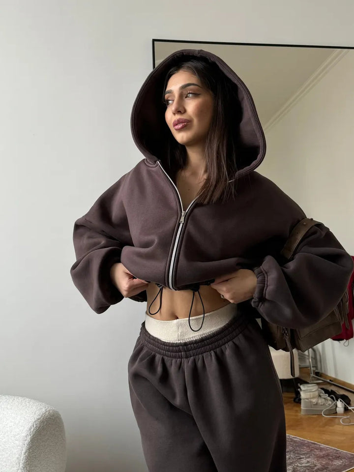 Damen kurzes Kapuzenzipper-Lounge-Set mit oversized Ärmeln und weitem Jogginghose-Schnitt – Auréline