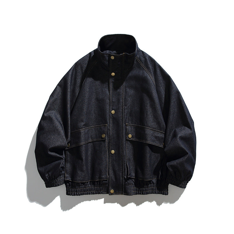 Unisex Boxy-Jeansjacke im Oversize-Schnitt mit Stehkragen und aufgesetzten Pattentaschen Echo Archiv