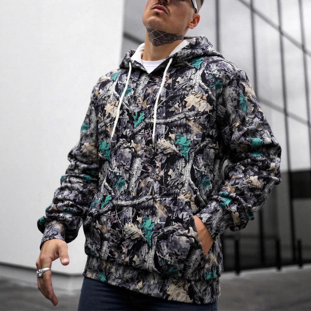 Herren Kapuzenpullover mit innovativem Camouflage-Druck Echoarchiv