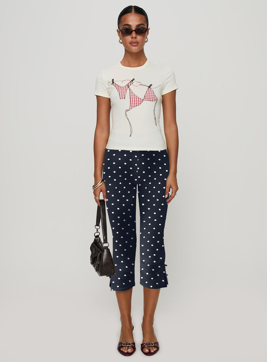 Damen T-Shirt mit kreativem Druck und figurbetontem Schnitt Echo Archiv