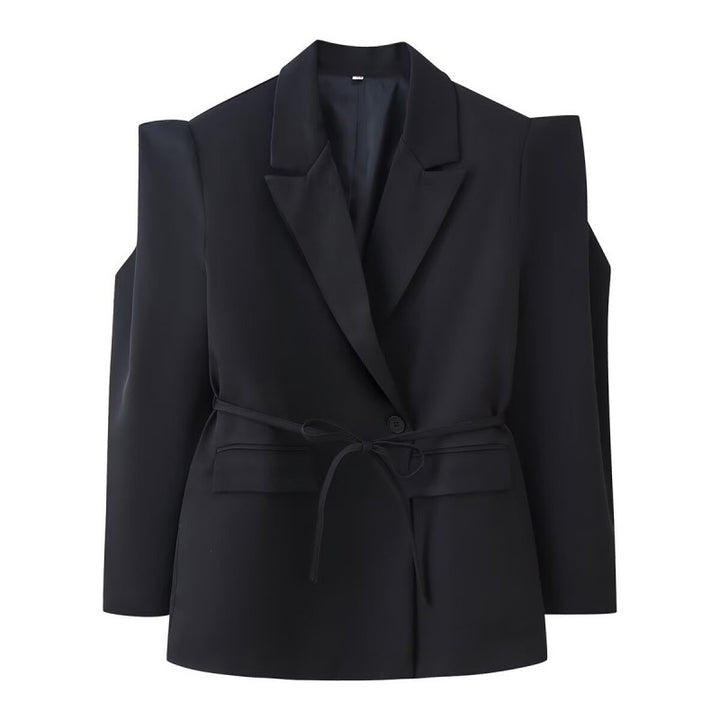 Damen Taillierter Blazer mit zarter Bindeband-Taille, betonter Schulterpartie und Pattentaschen Echo Archiv