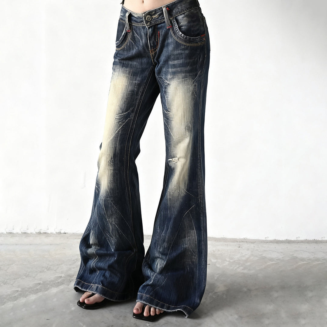 Damen Flared Jeans mit modischem Used-Look Echo Archiv