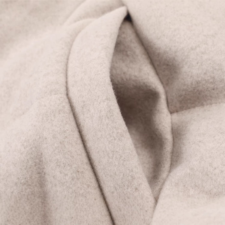 Damen Kurze wattierte Wollmix-Übergangsjacke mit hohem Stehkragen und verdeckter Druckknopfleiste Echoarchiv