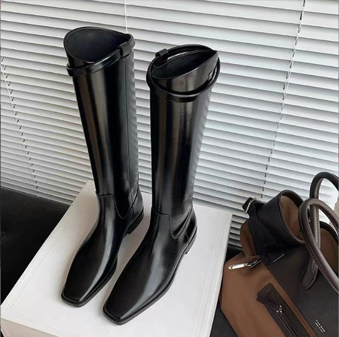 Damen Kniehohe Reitstiefel aus Glattleder mit quadratischer Zehenpartie und schlanker Silhouette Echo Archiv