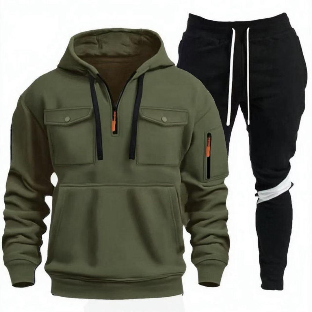 Herren praktische Kapuzenjacke mit Sporthose Echoarchiv