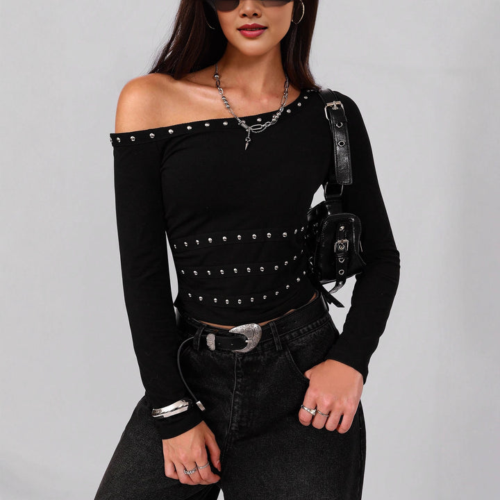 Damen nan asymmetrisches schulterfreies Langarmshirt mit Nietenbesatz und tailliertem Schnitt Echo Archiv