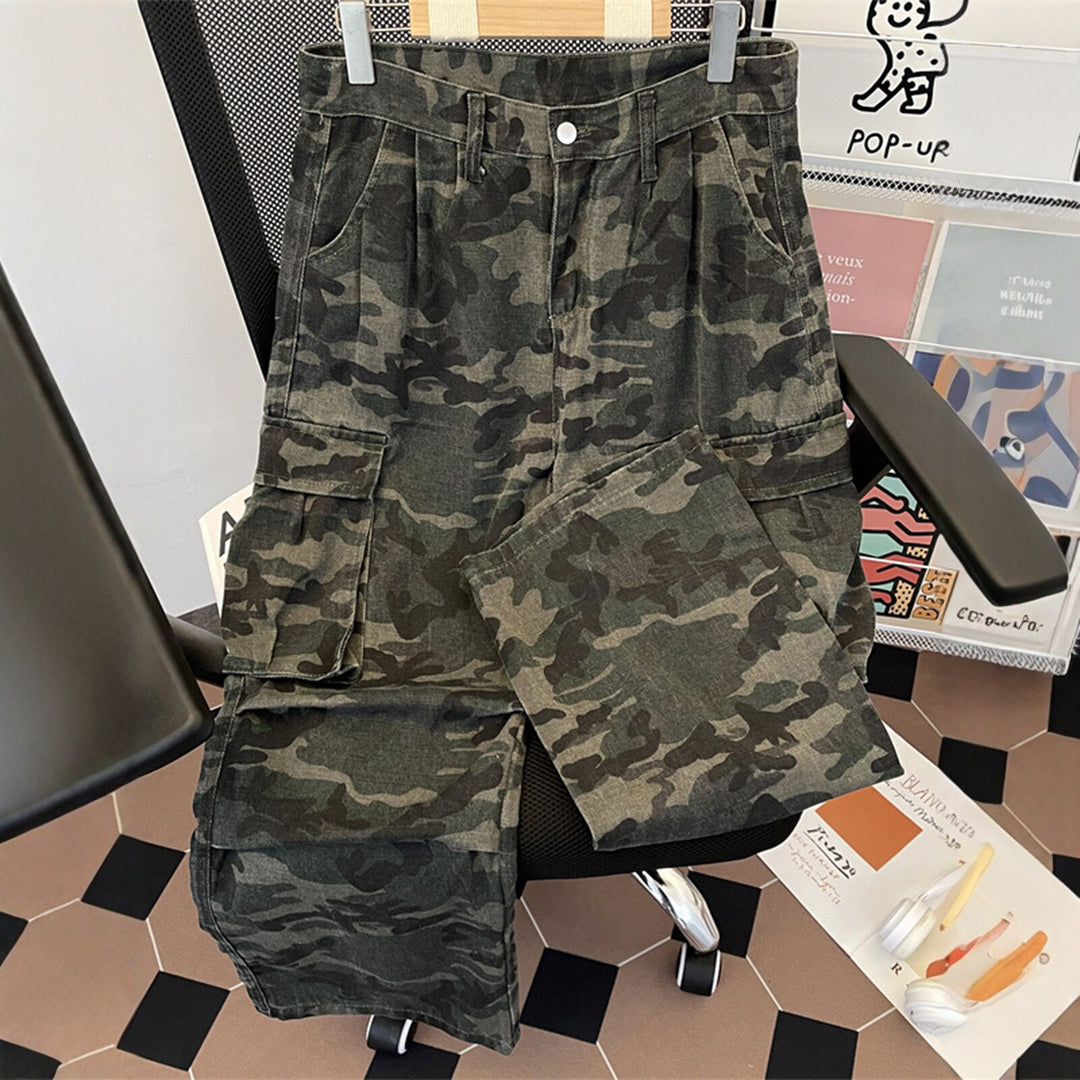Damen Modische Cargo-Hose mit Camouflage-Muster Echoarchiv