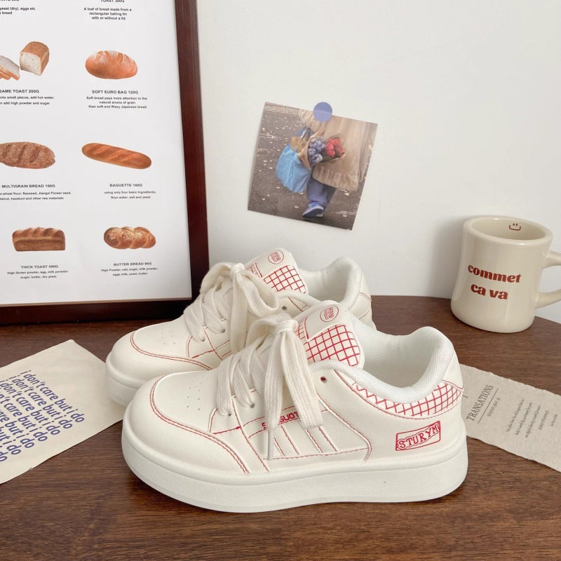 Damen Sneakers im minimalistischen Design mit strukturierter Oberfläche und weicher Dämpfung Echo Archiv