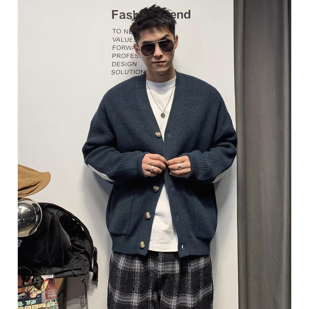 Herren Moderne Strickjacke mit Knopfleiste Echoarchiv