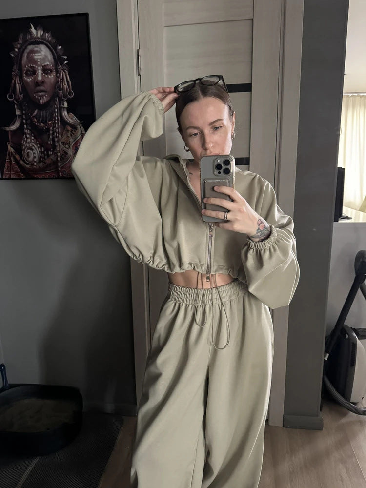 Damen nan kurzes Reißverschluss-Cropped-Hoodie und weitgeschnittene Highwaist-Loungehose Set Echo Archiv