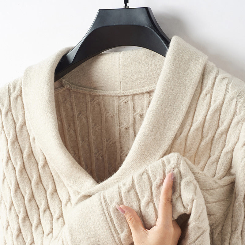 Herren Strickjacke mit modernem Kabelmuster und elegantem Kragen Echoarchiv