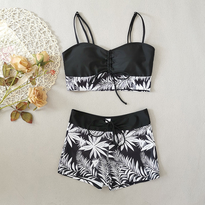 Damen Crop-Top Bikini mit floralem Design und bequemen Shorts Echo Archiv