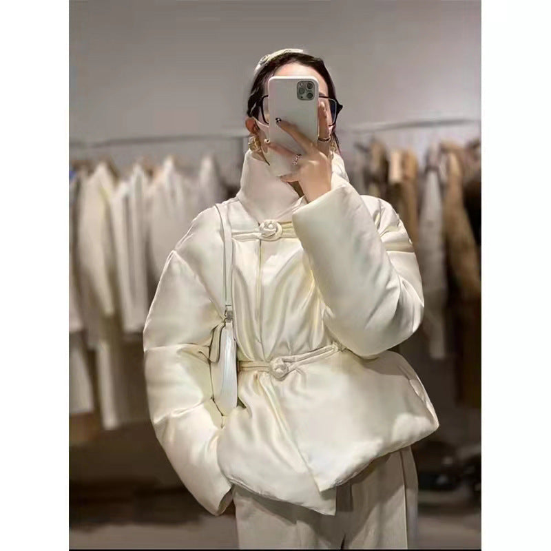 Damen Modische und elegante Steppjacke Echoarchiv