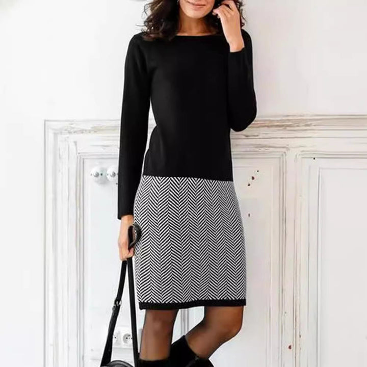 Elegantes Damen Strickkleid mit Chevron-Muster für Alltag & Büro | Echoarchiv