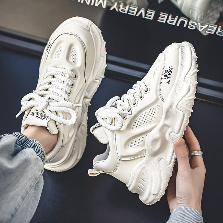 Damen klobige Plateausneaker mit perforiertem Obermaterial gepolstertem Knöchelkragen und griffiger Wellenlaufsohle Echo Archiv