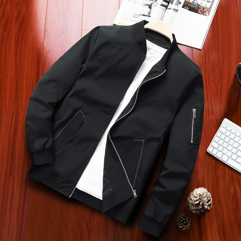 Herren leichte Nylon-Bomberjacke im Aviator‑Utility‑Stil mit Ärmeltasche und Rippbündchen Echoarchiv