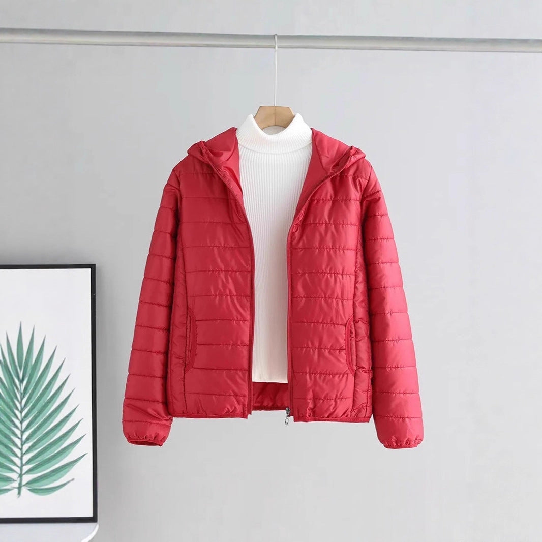 Damen leichte gesteppte Kapuzenjacke mit Thermoisolierung – Célinea