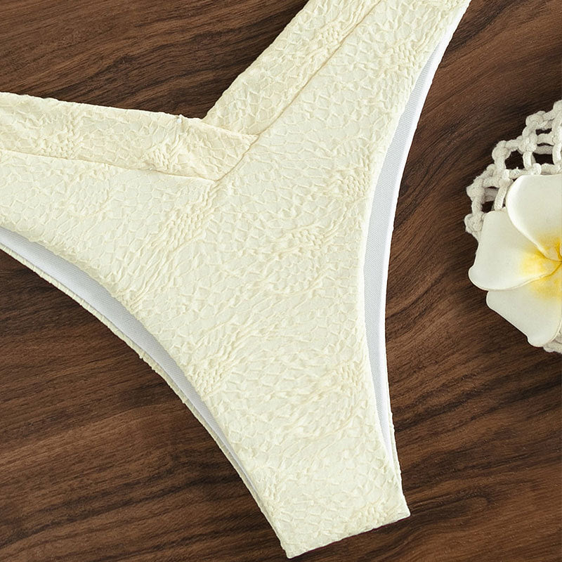 Damen Triangel-Bikini mit kreativem Ring-Detail Echo Archiv