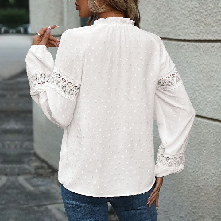 Damen Romantische V-Ausschnitt-Bluse mit Crinkle-Struktur, Spitzenbordüren und Kordelbindern – Élovi