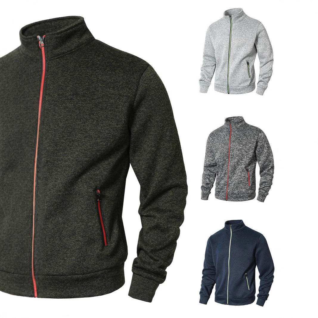 Herren sportliche Fleecejacke mit hohem Kragen und Reißverschlüssen Echoarchiv