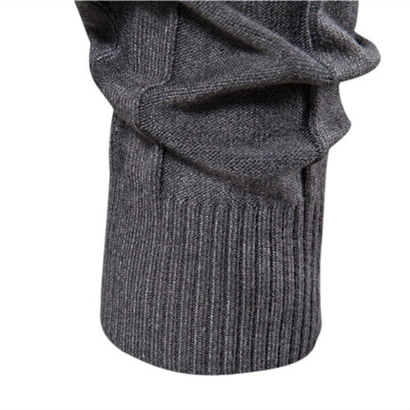 Herren Strickpullover mit hochgeschlossenem Kragen und eleganter Rippstruktur Echoarchiv