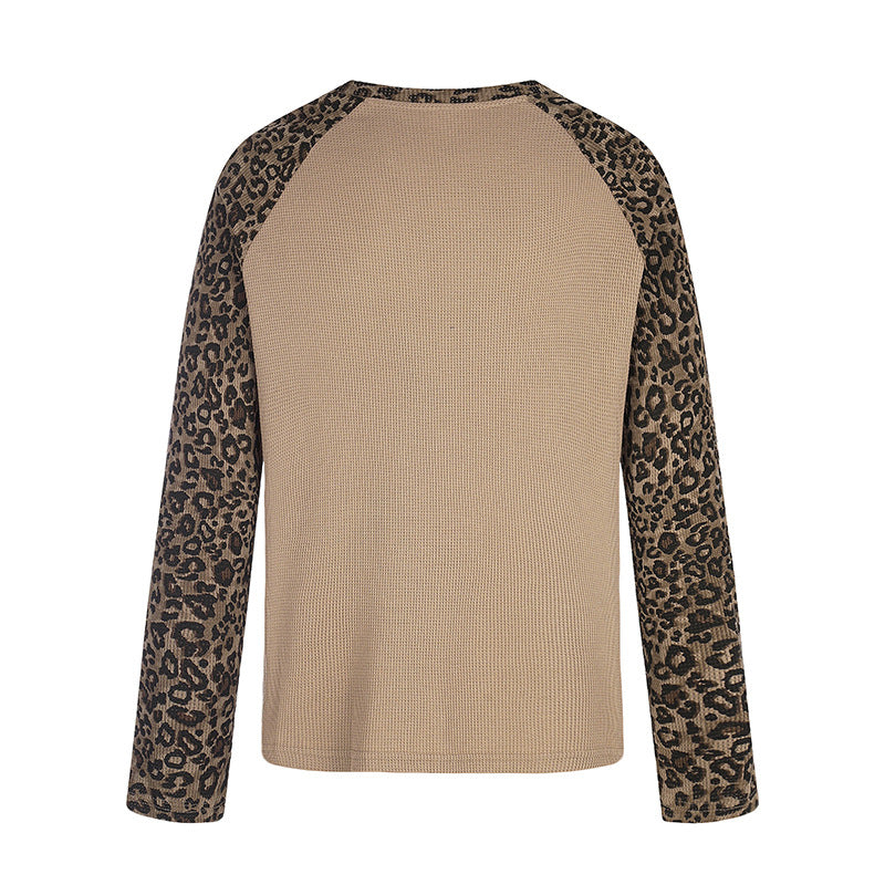 Damen Raglan-Langarmshirt mit Leoprint-Ärmeln und abstraktem Grafikprint Echoarchiv