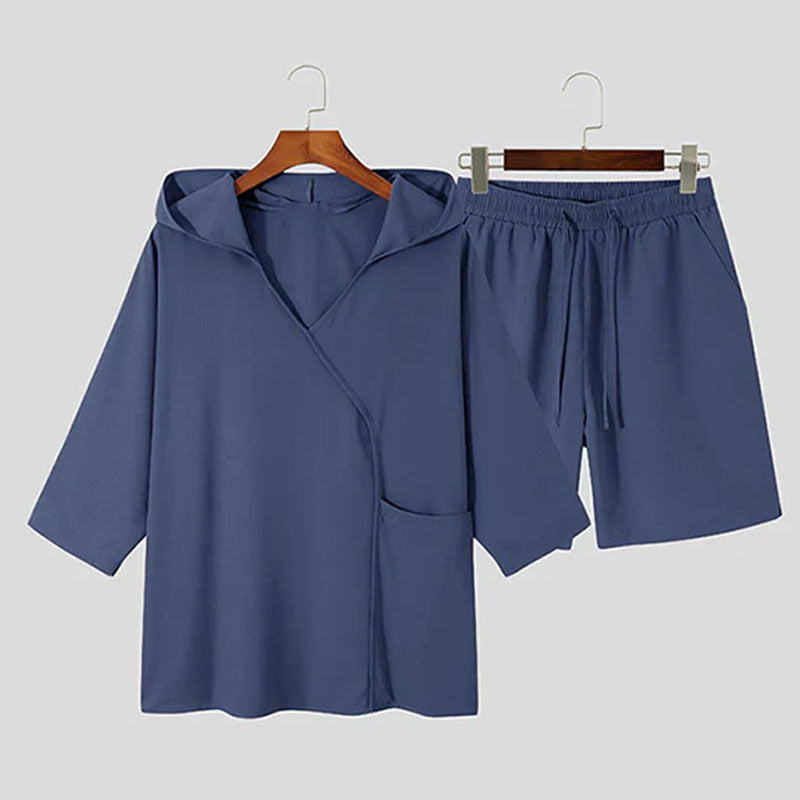 Herren lässiges Strand-Outfit mit Kapuze und praktischen Taschen Echoarchiv