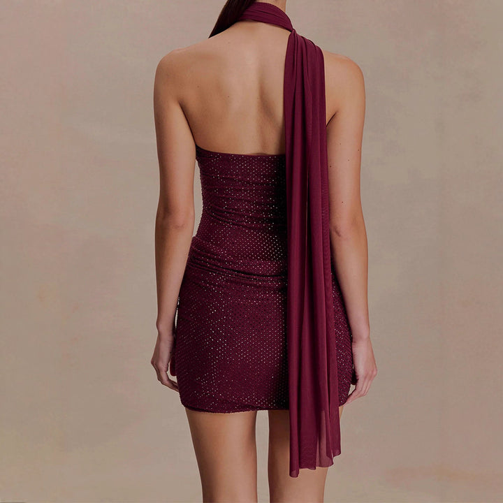 Damen Glamouröses Minikleid mit asymmetrischem Schnitt und funkelnden Details Echo Archiv